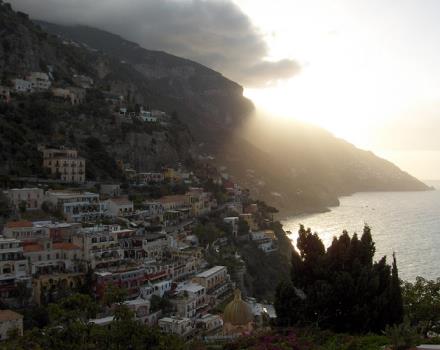 Scegliendo Best Western Hotel La Solara, hotel 4 stelle a Sorrento, porai visitare la splendida costiera Amalfitana