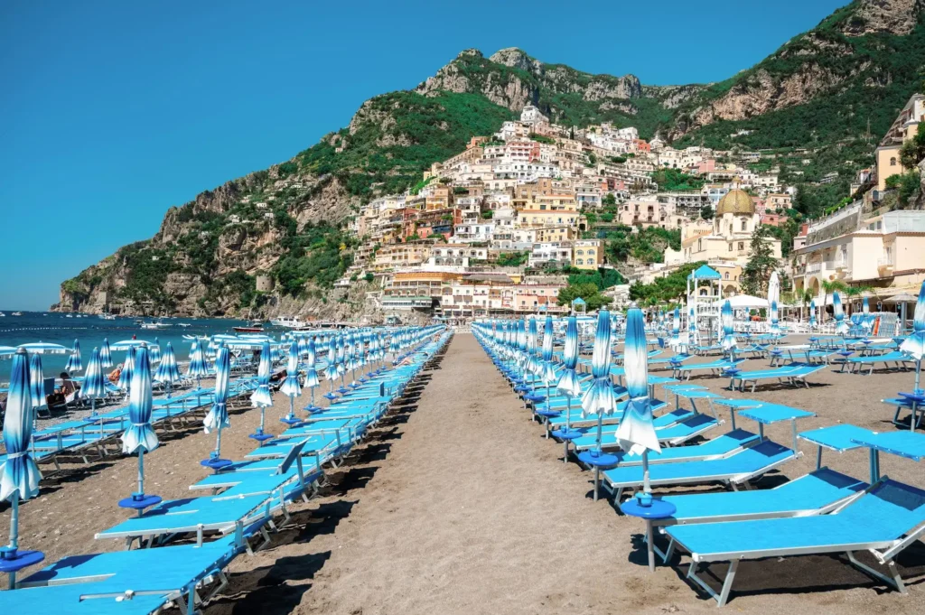 Nell'immagine la spiaggia di Positano